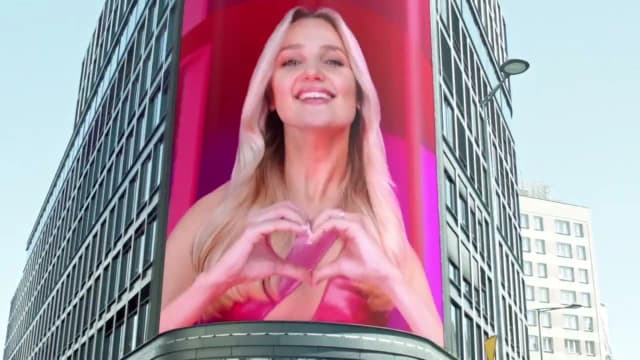 Kto śpiewa w reklamie Link4? Zaskakująca wersja I Love Rock 'n' Roll Kto śpiewa w reklamie Link4? Zaskakująca wersja I Love Rock 'n' Roll