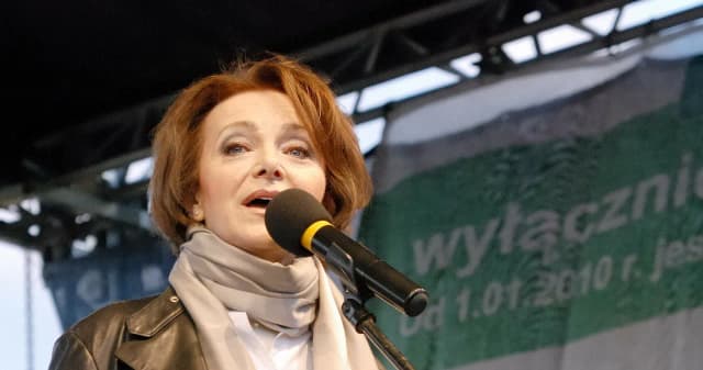 Kto śpiewa kawiarenki? Poznaj historię Ireny Jarockiej i jej utworu Kto śpiewa kawiarenki? Poznaj historię Ireny Jarockiej i jej utworu