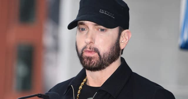 Czemu Eminem nie lubi Polski? Prawda o jego relacji z Polską Czemu Eminem nie lubi Polski? Prawda o jego relacji z Polską